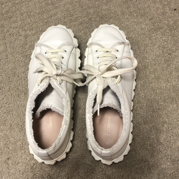 Stuart Weitzman Raw Edge Trim Sneakers size 7.5 - Picture 2 of 2